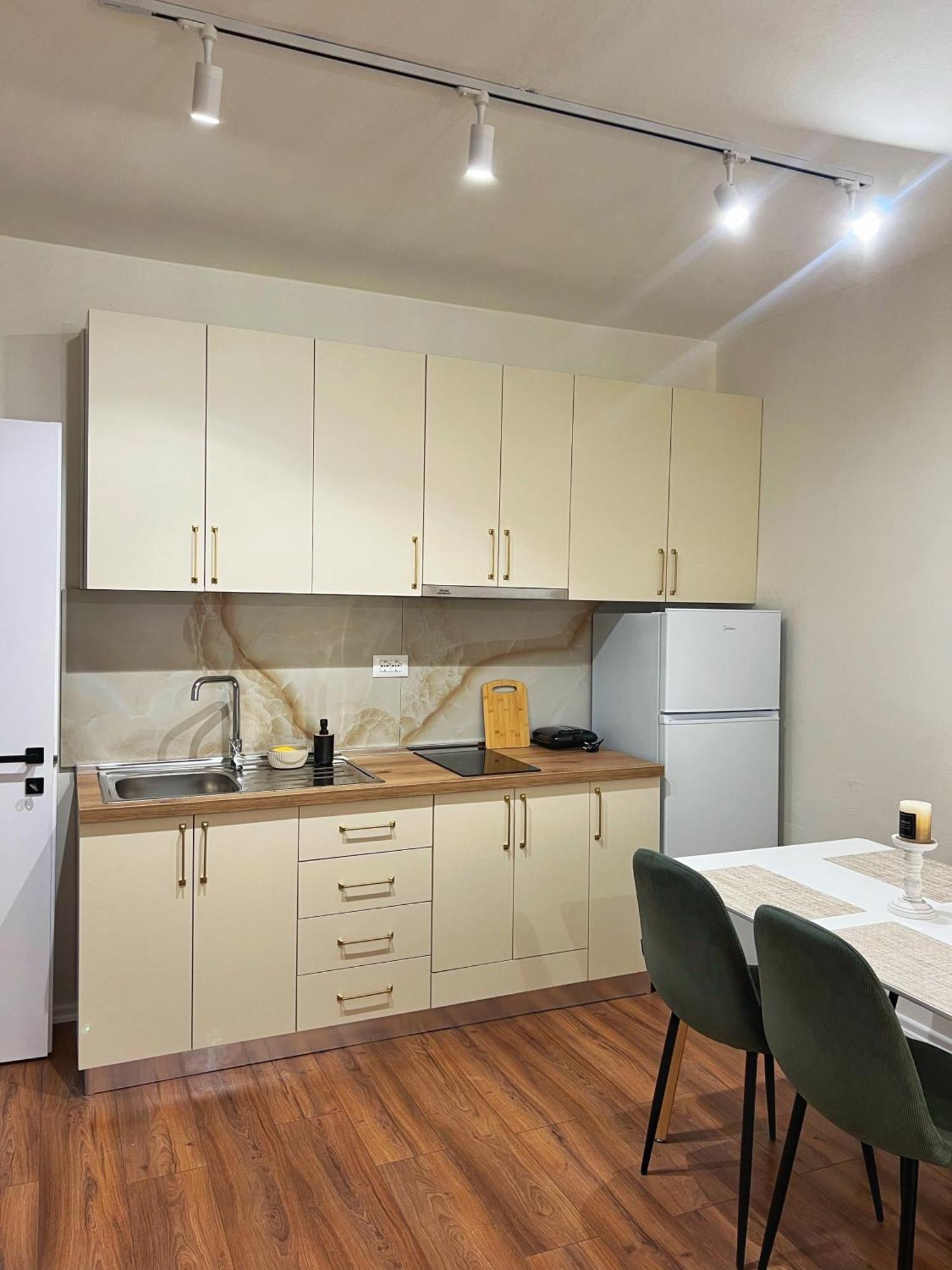 Boho Cane Apartment Tirana Zewnętrze zdjęcie